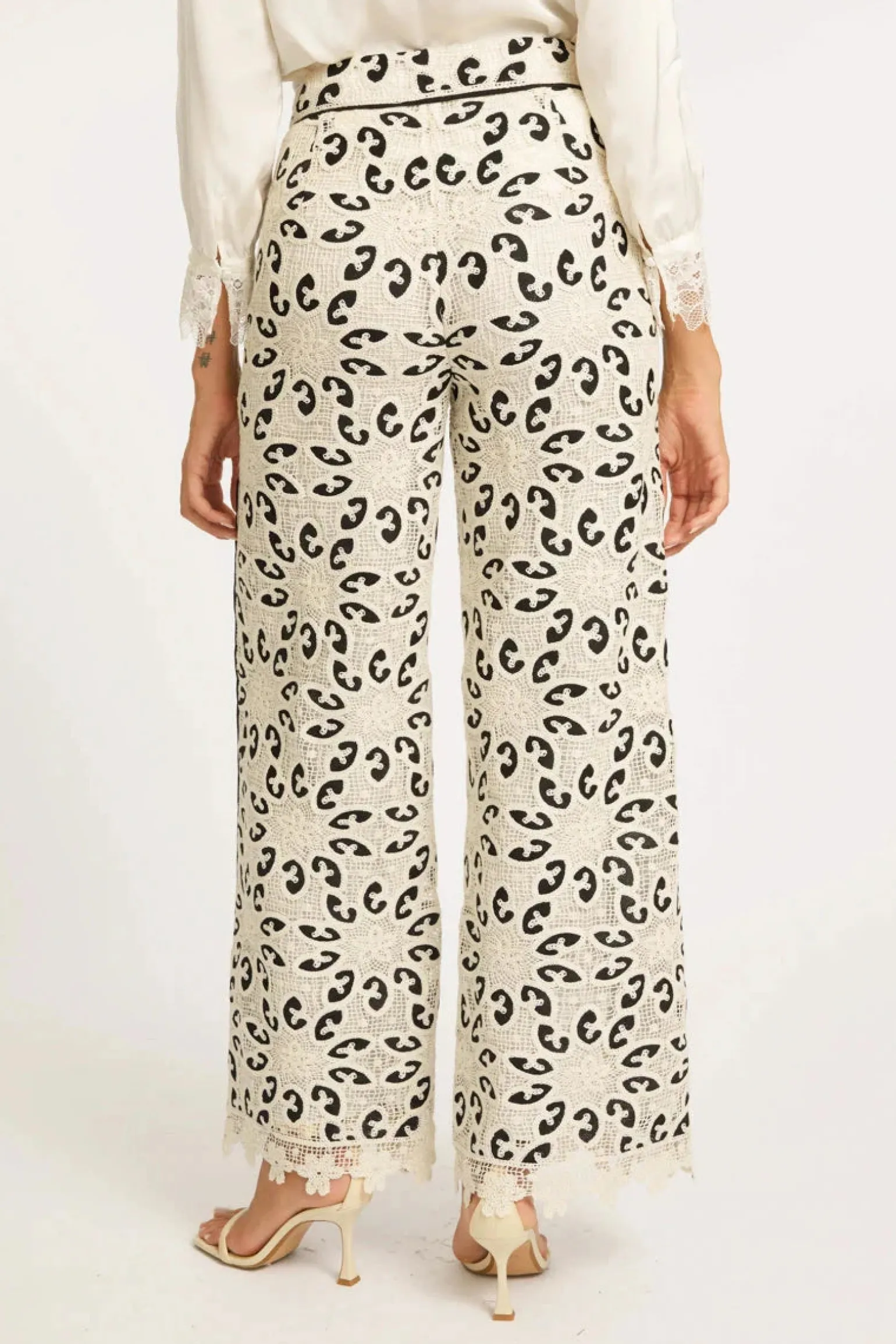Celina Pant Ivory/Black Lace