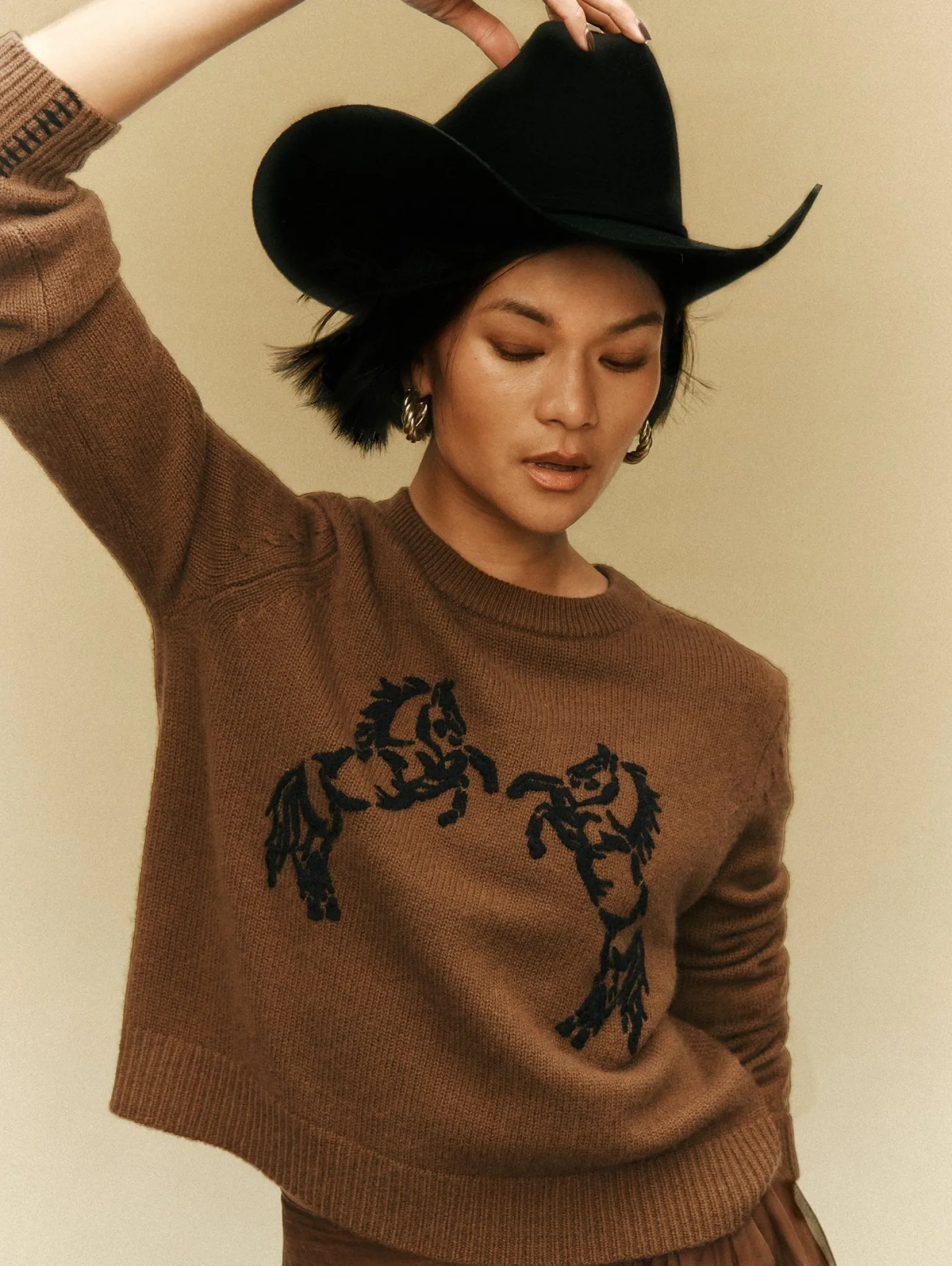 Horse Embroidered Crew Umber