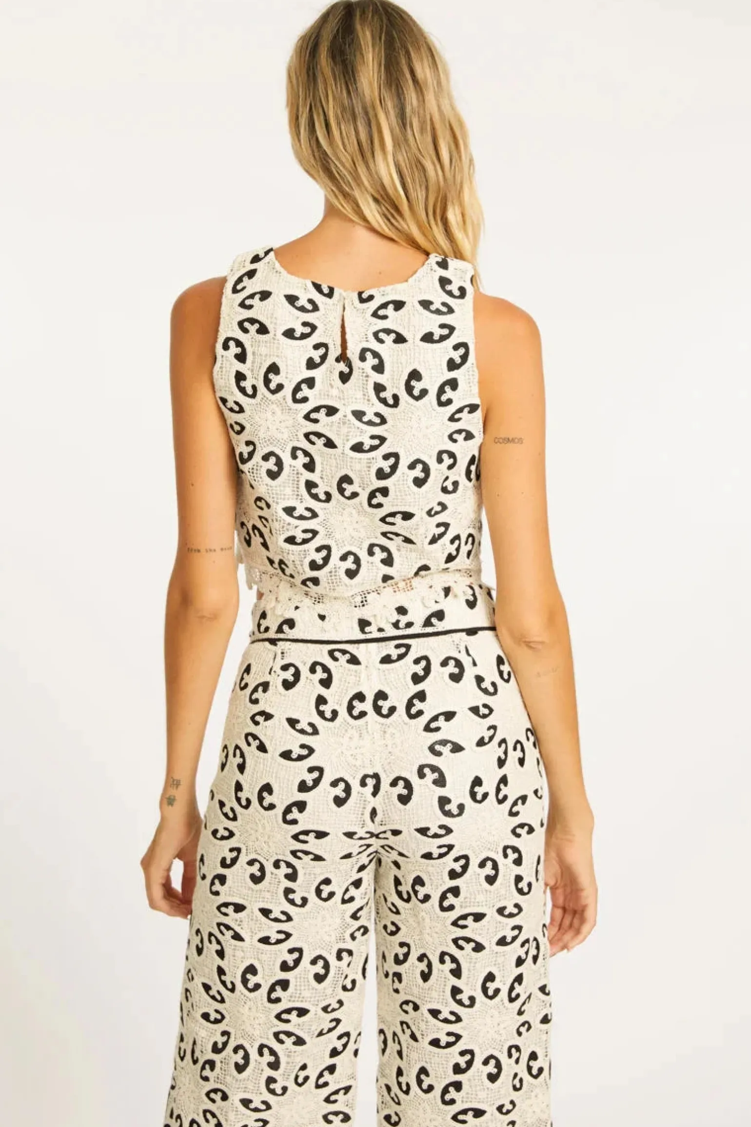 Isabelle Top Ivory/Black Lace