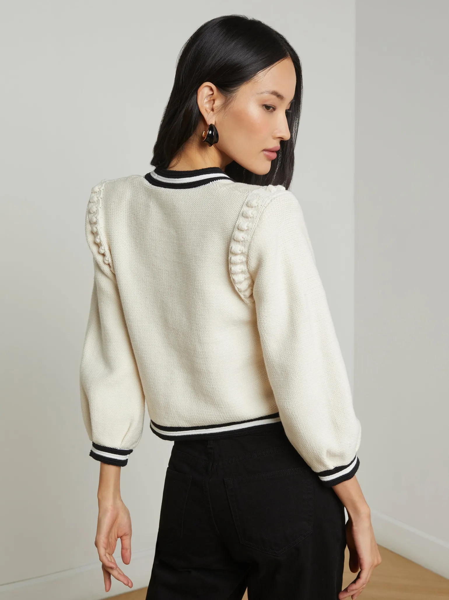 Kaito Cropped Cardigan Ivory/Black