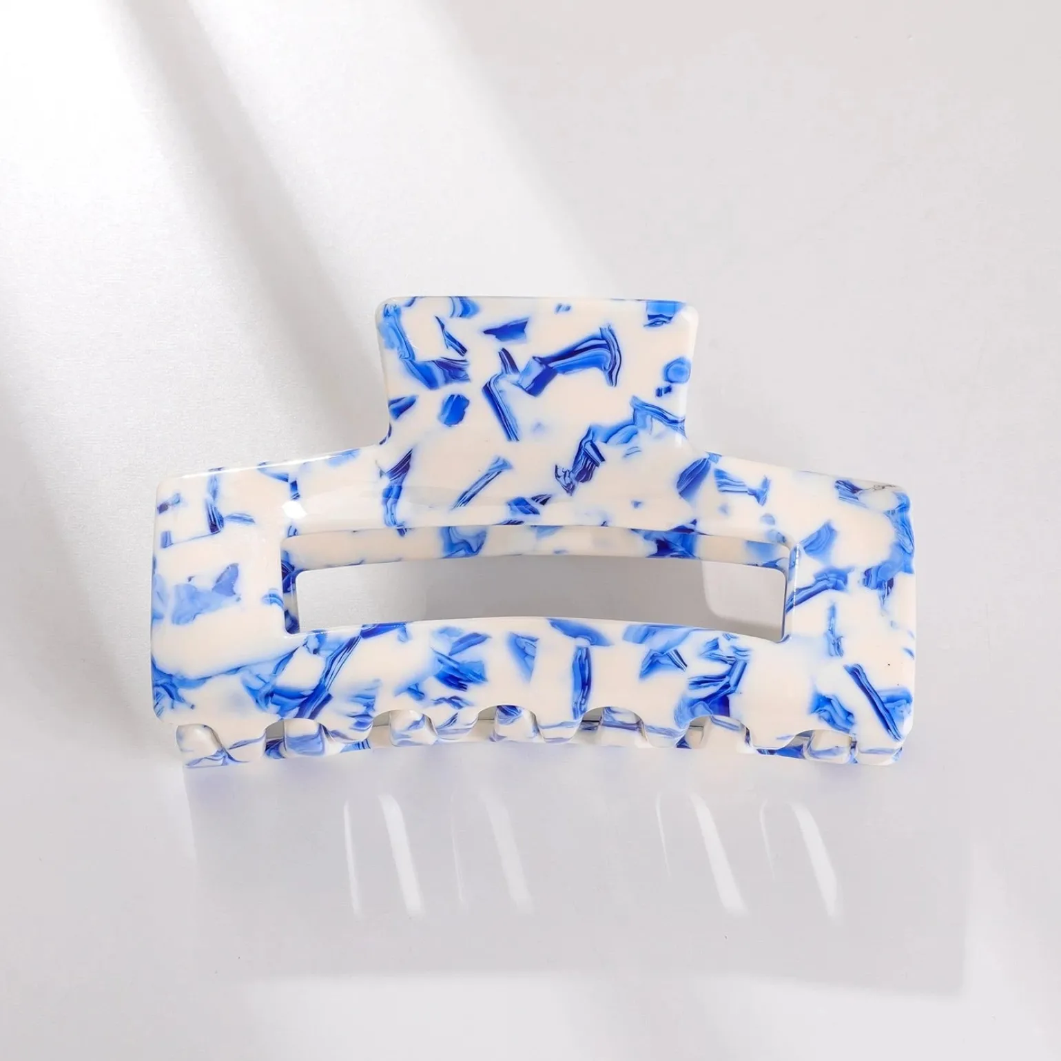 Large Coastal Blue Claw Clip