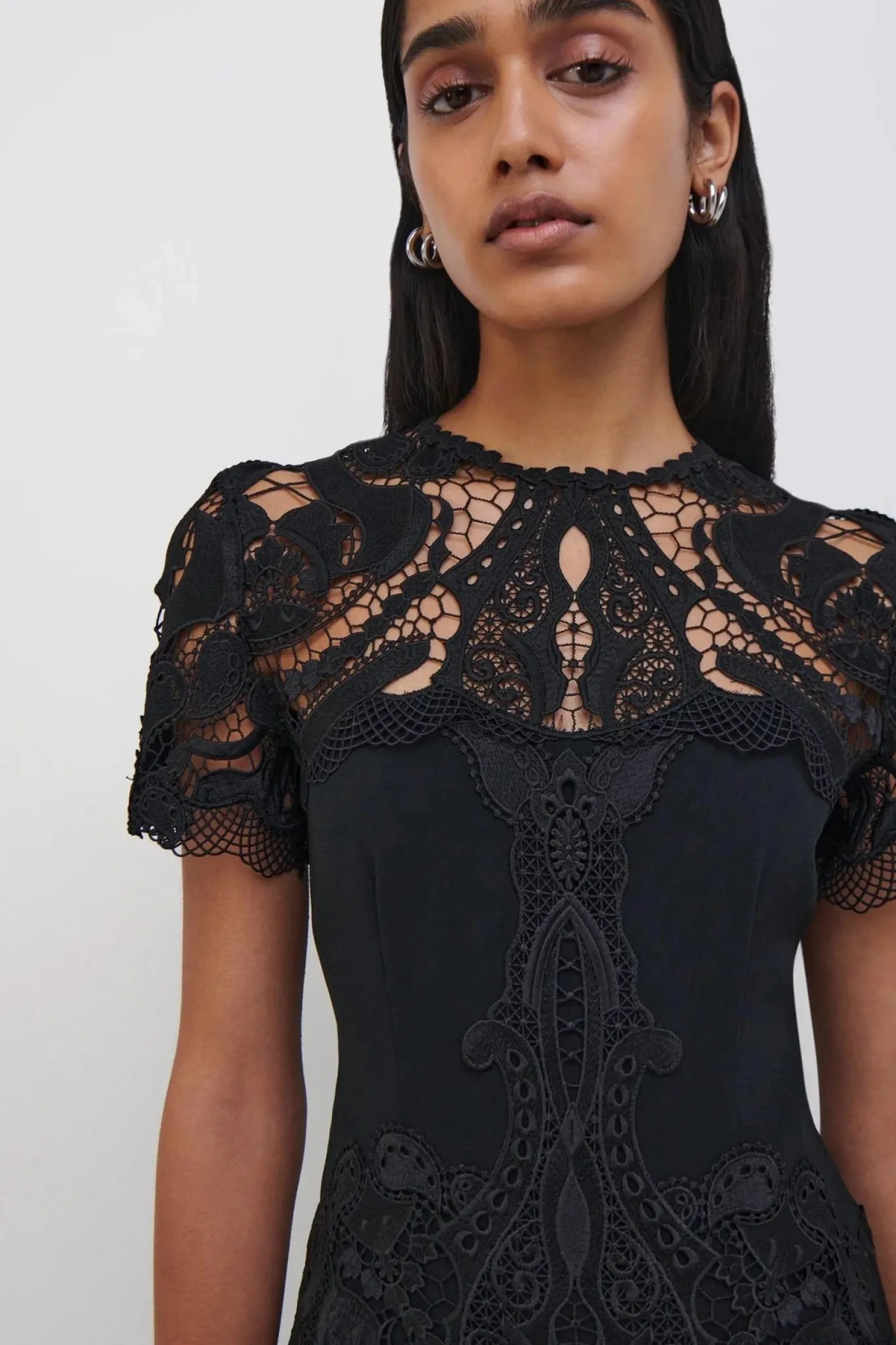 Paislee Lace Cocktail Dress Black