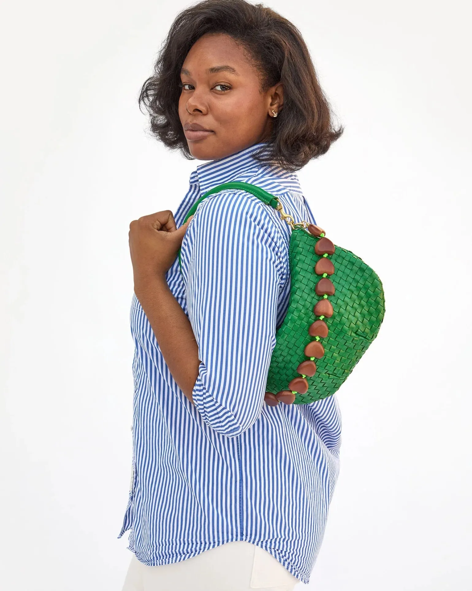 Petit Moyen Messanger Grass Woven Checker