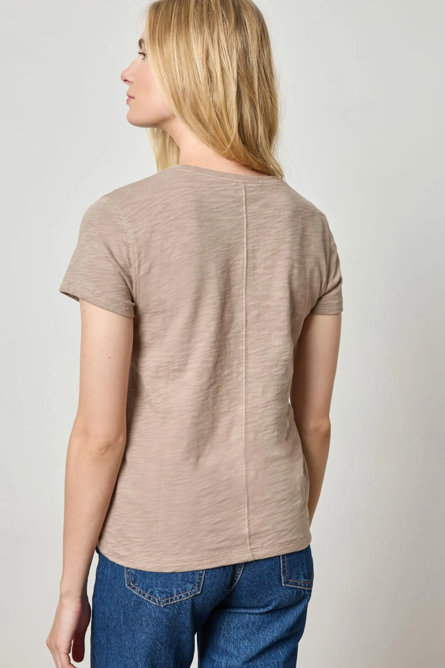 Short Sleeve Back Seam Crewneck Driftwood