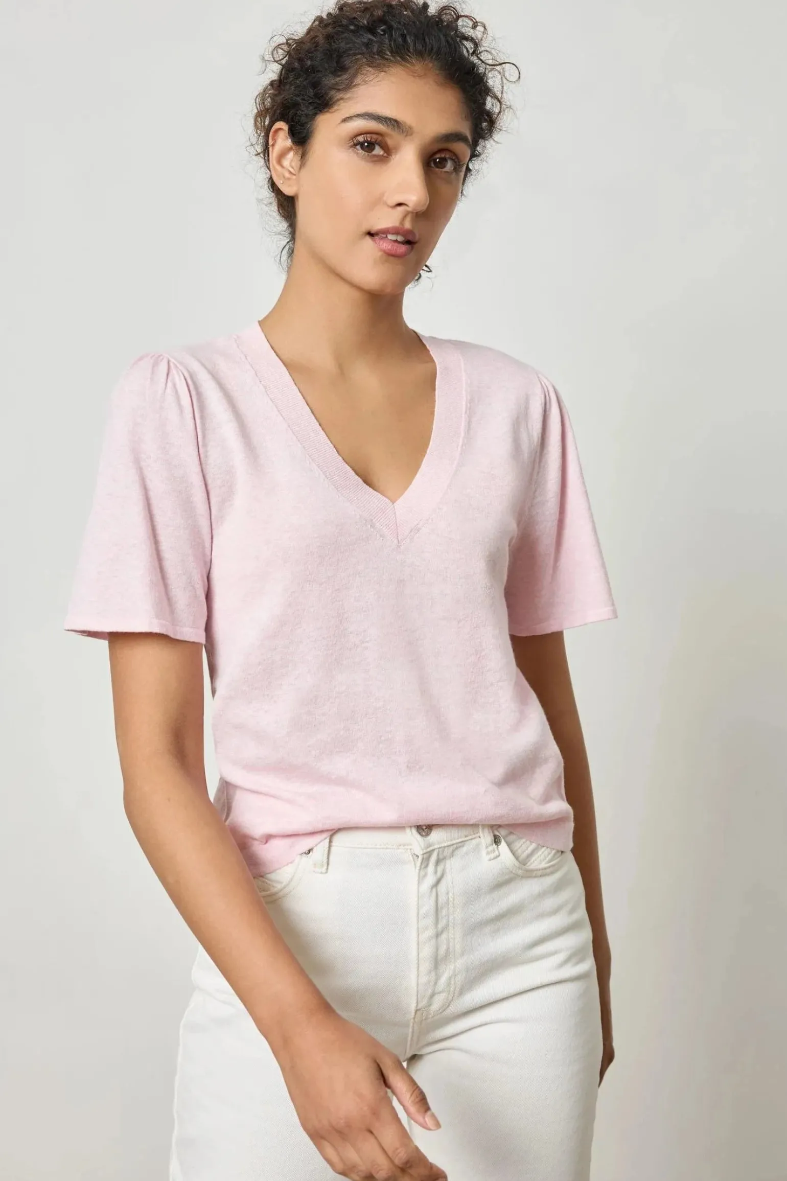 Short Sleeve V-Neck Sweater Wildflower