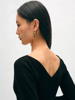 Superfine Merino Ribbed V-Neck Top Black
