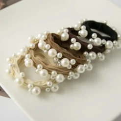 Textured Seamless Pearl Hair Ties