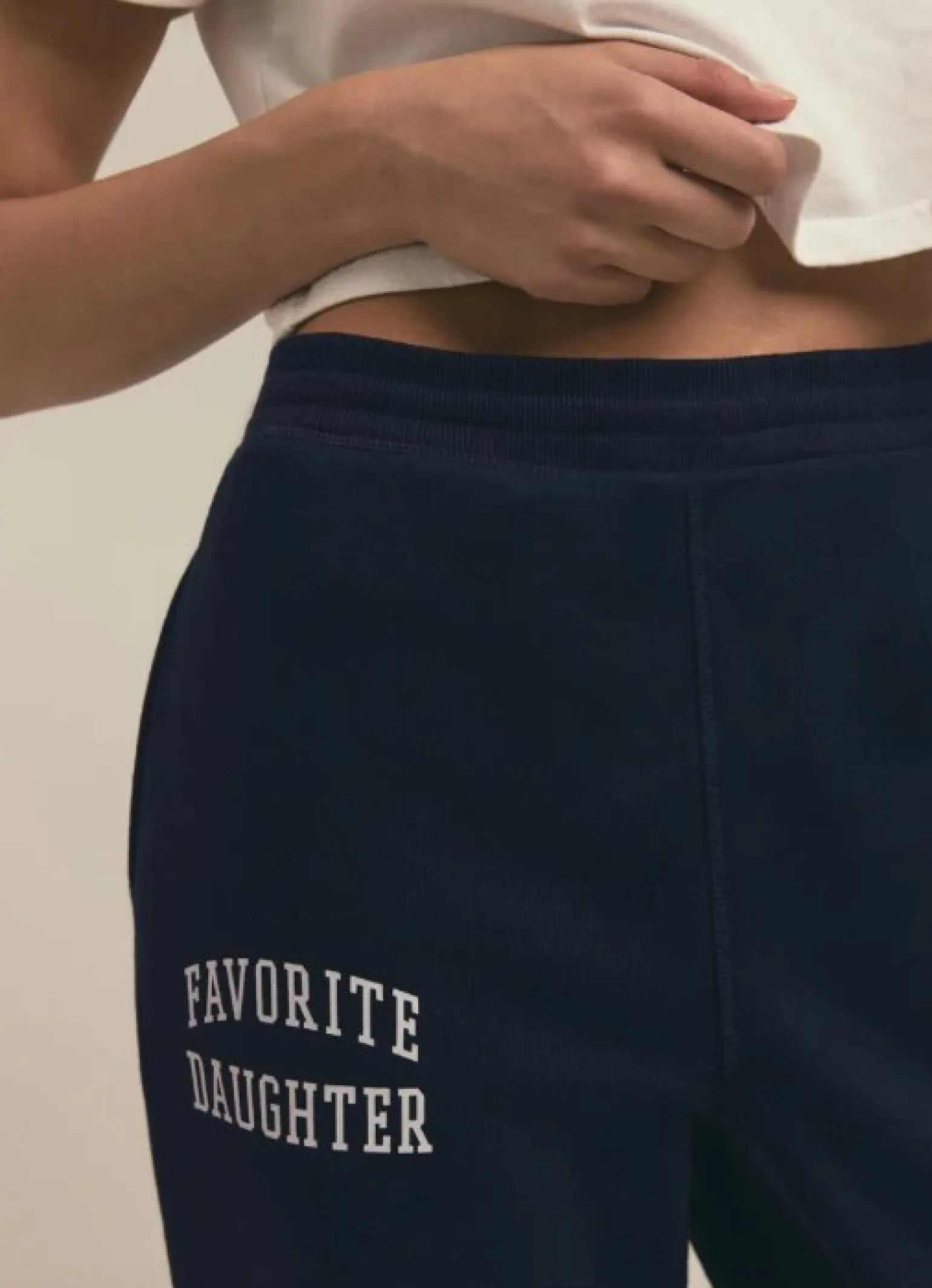 The Collegiate Jogger Navy
