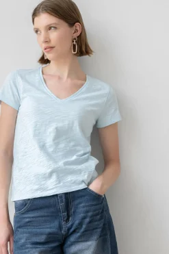 V-Neck Short Sleeve Back Seam Tee Spa